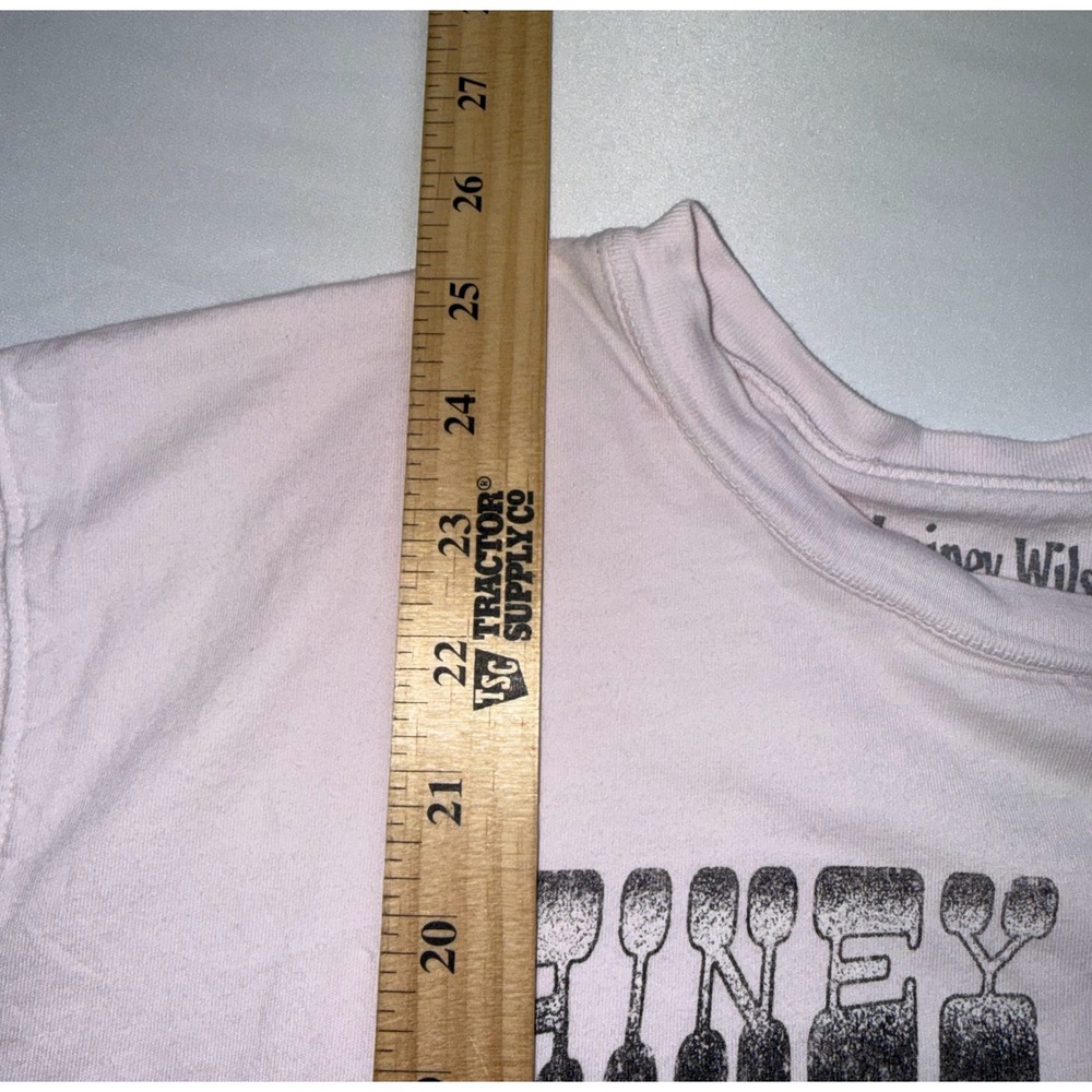 Lainey Wilson T-Shirt Bundle Women L/M Pink Bell Bottom Country Graphic Tee - Picture 8 of 10